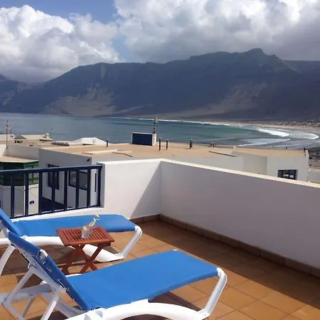El Coral Apartment *